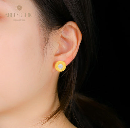 Floral Daisy Stud Earrings 5260