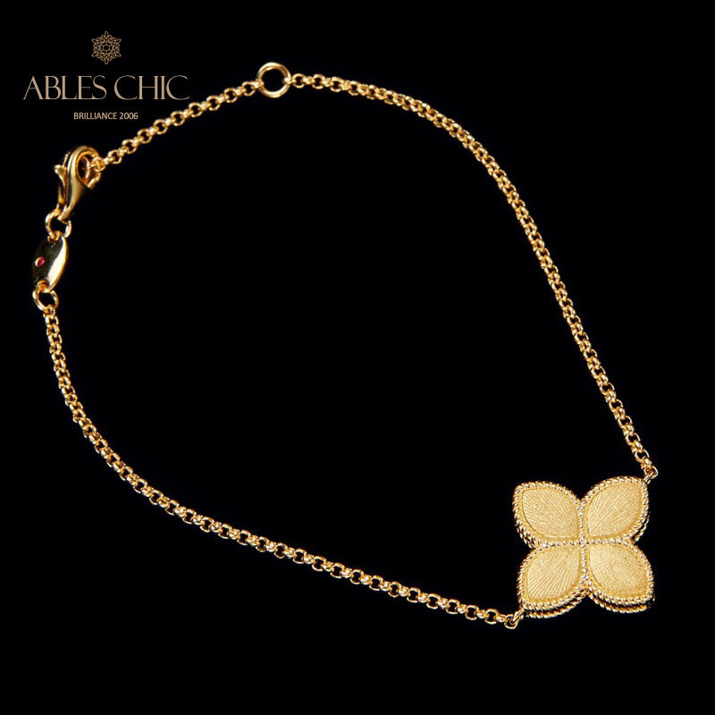 Silky Clover Floral Bracelet 6128