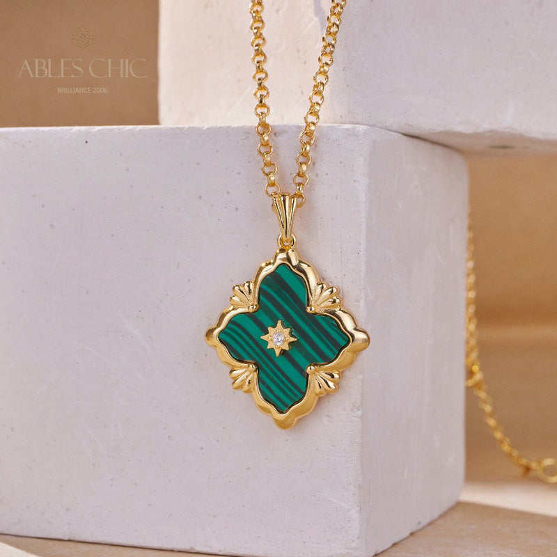 Turquoise Clover Necklace 5791