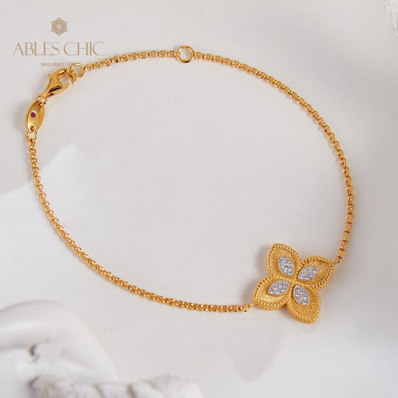 Fabric Element Clover Bracelet 6127