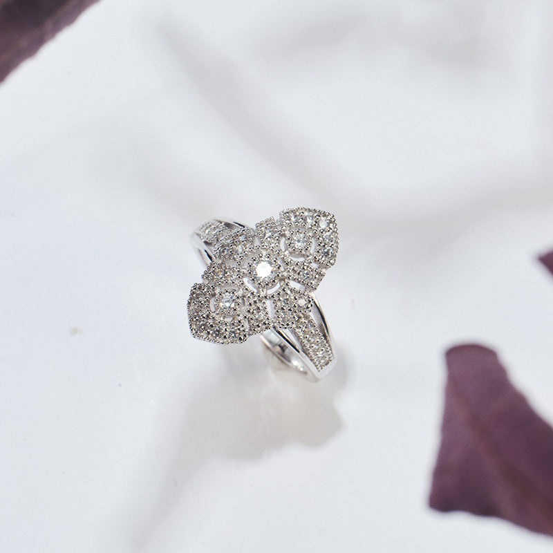 Traditional Fretwork Floral Ring 6053