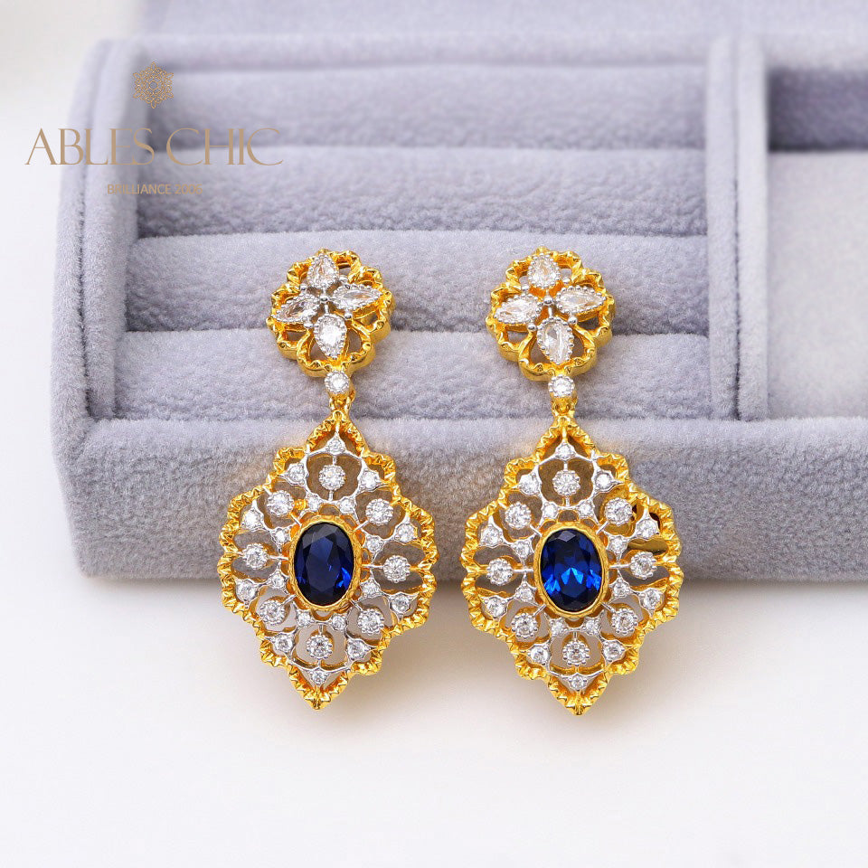 Detailed Honeycomb Floral Earrings 5117