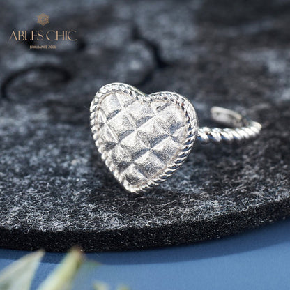 Cross Grain Heart Ring 6075