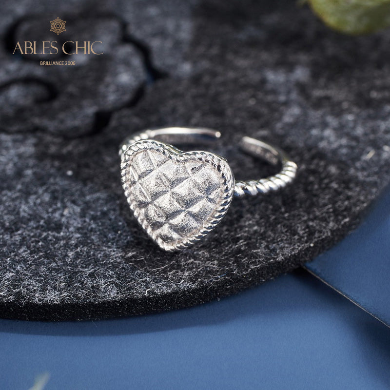 Cross Grain Heart Ring 6075