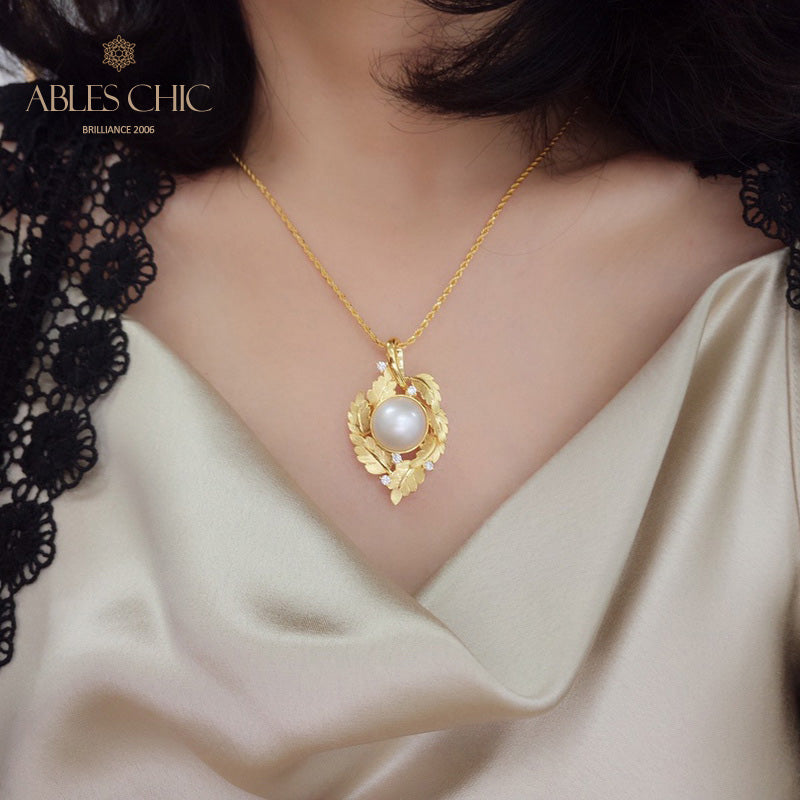 Mabe Pearl Leaf Garland Necklace 5817