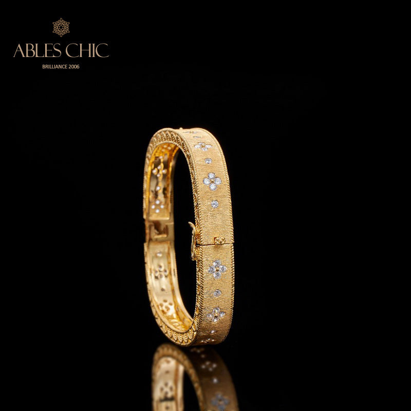 Fabric Clover Starry Zircon Bracelet 5776