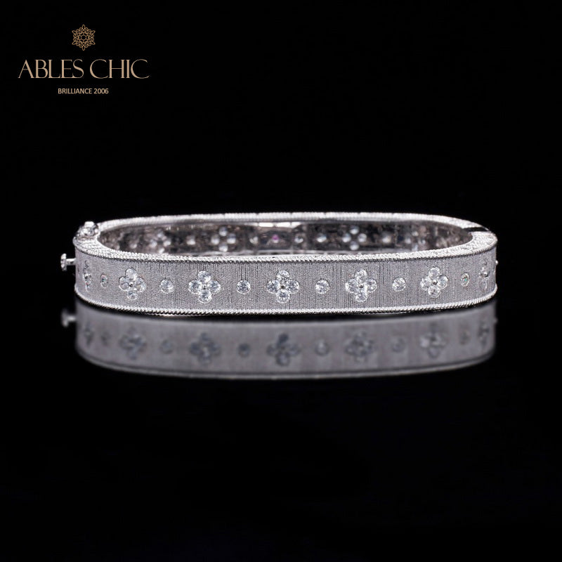 Fabric Clover Starry Zircon Bracelet 5776