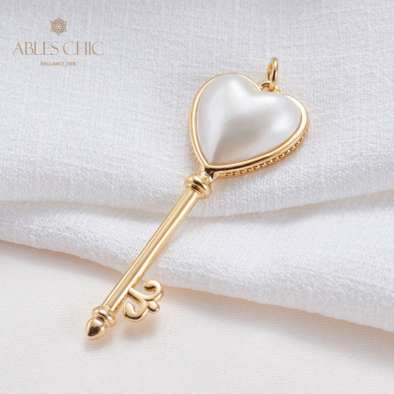 Heart Mabe Pearl Key Pendant 5840