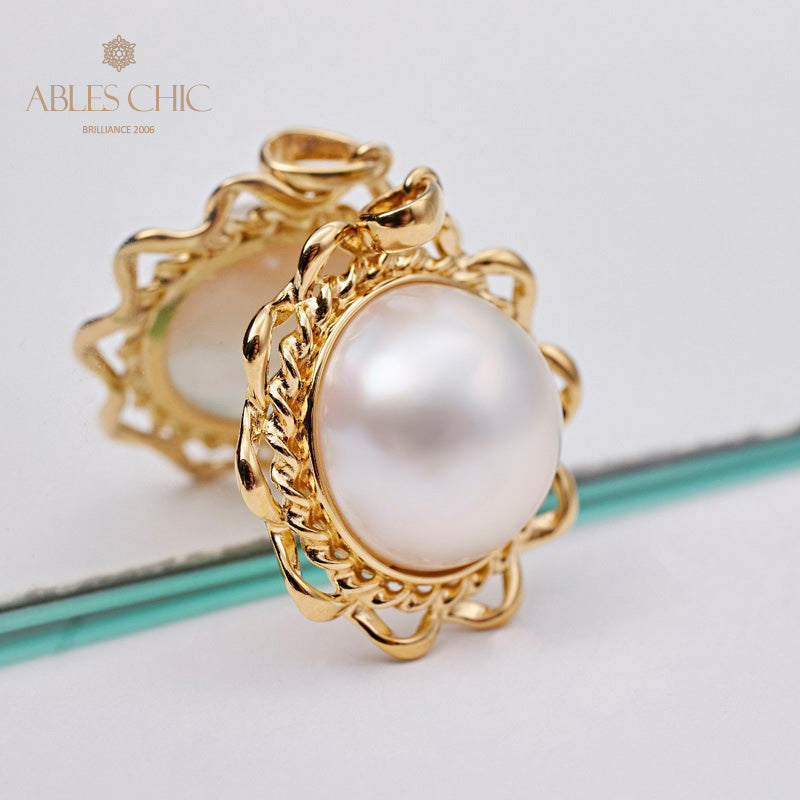 Wavy Halo Mabe Pearl Pendant 5847