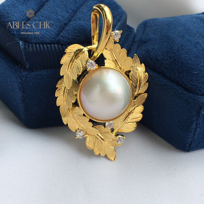 Mabe Pearl Leaf Garland Necklace 5817