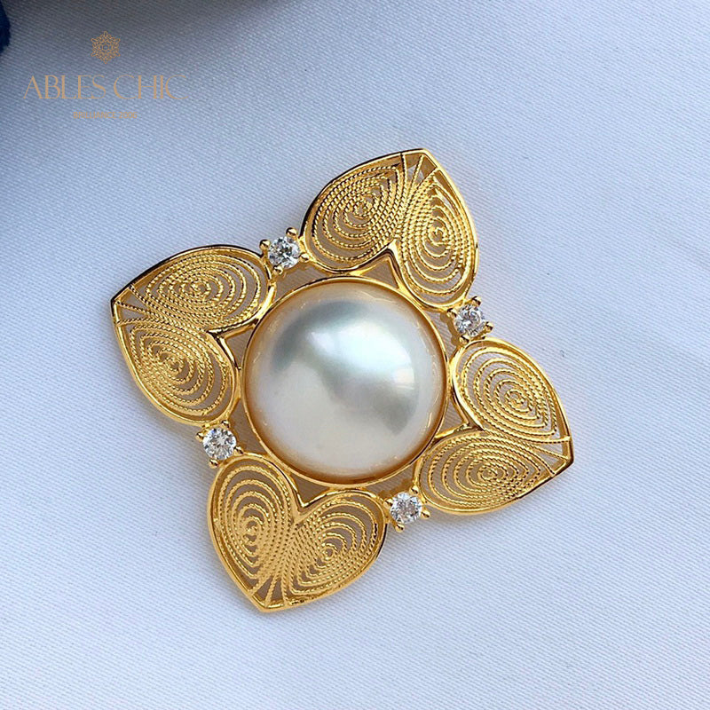 Mabe Pearl Filigree Clover Pendant 5822