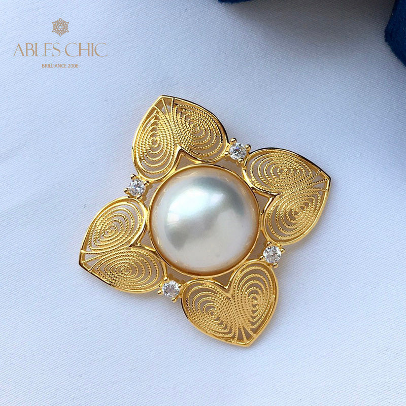 Mabe Pearl Filigree Clover Pendant 5822