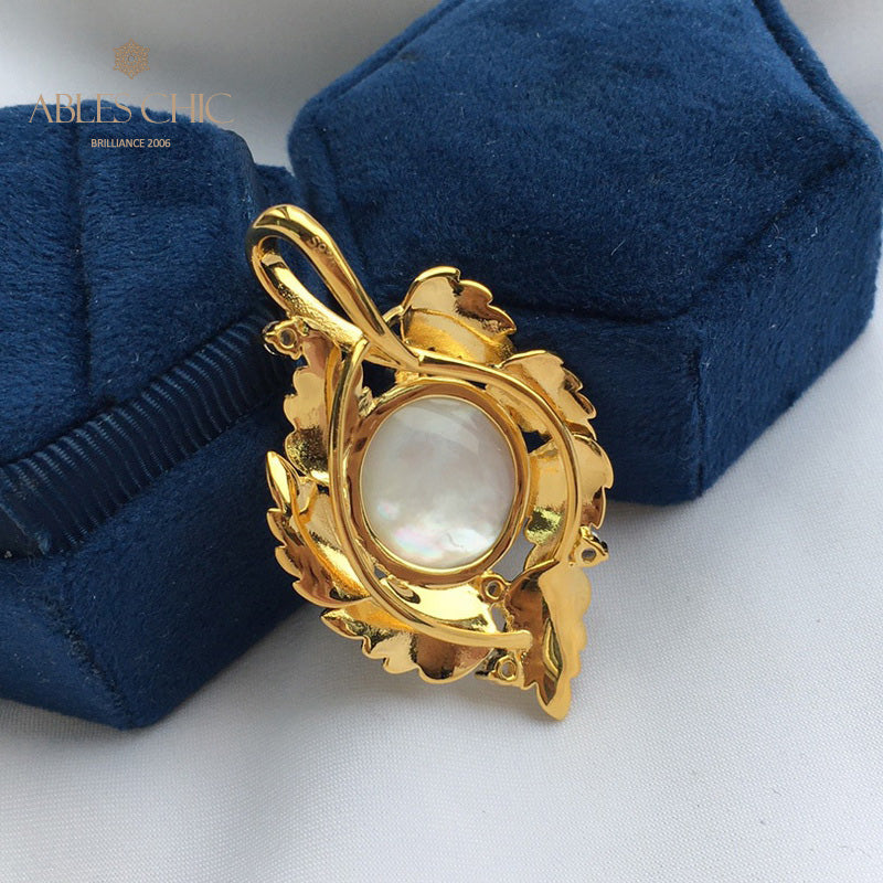 Mabe Pearl Leaf Garland Necklace 5817