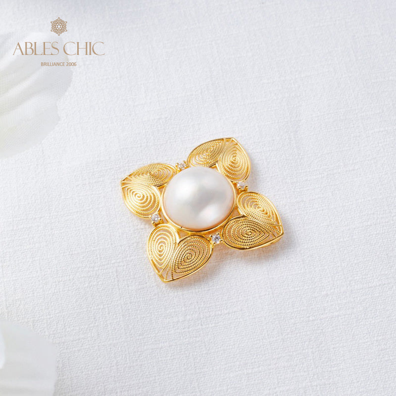 Mabe Pearl Filigree Clover Pendant 5822