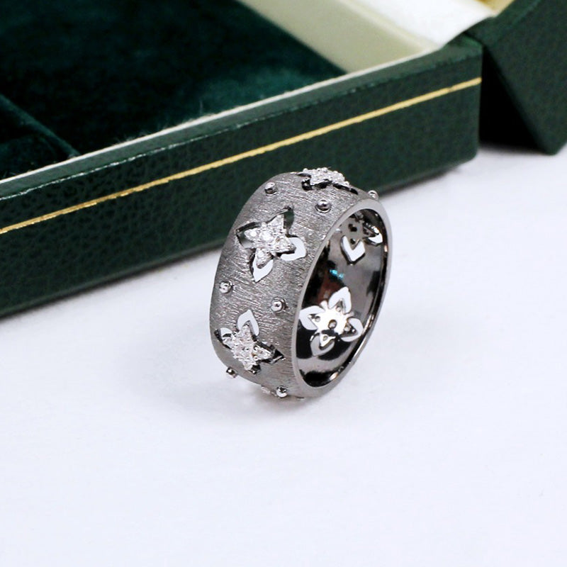 Silky CZ Clovers Floral Ring 5571