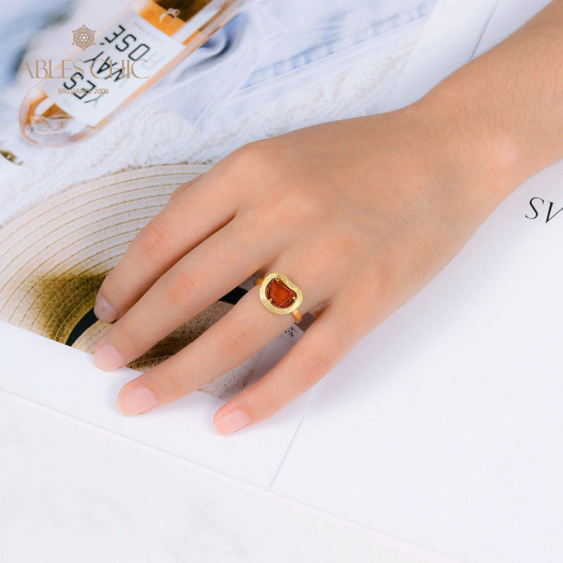 Brushed Apple Zircon Ring 5190